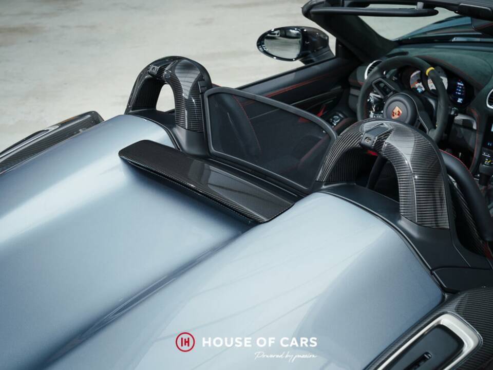Bild 15/25 von Porsche 718 Spyder RS Weissach (2024)