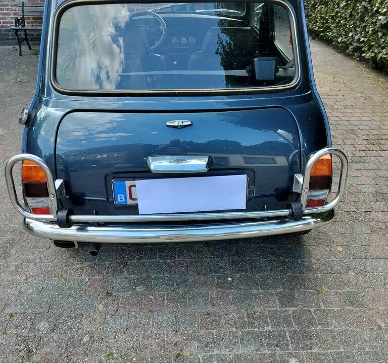 Image 4/8 of Mini 1000 (1989)