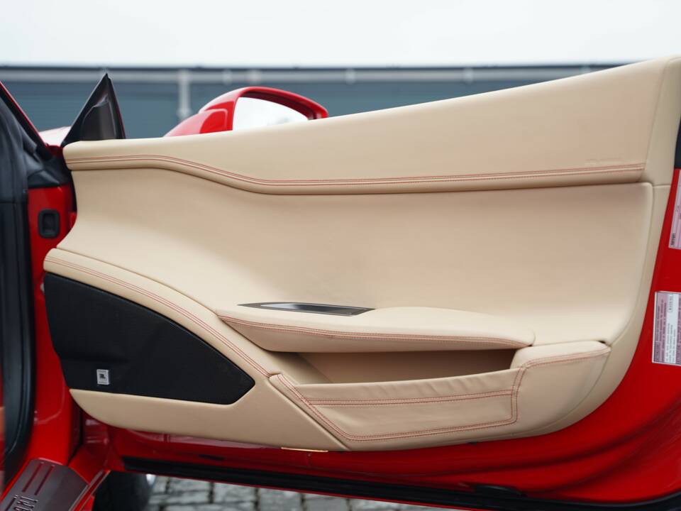 Bild 14/50 von Ferrari 458 Spider (2013)