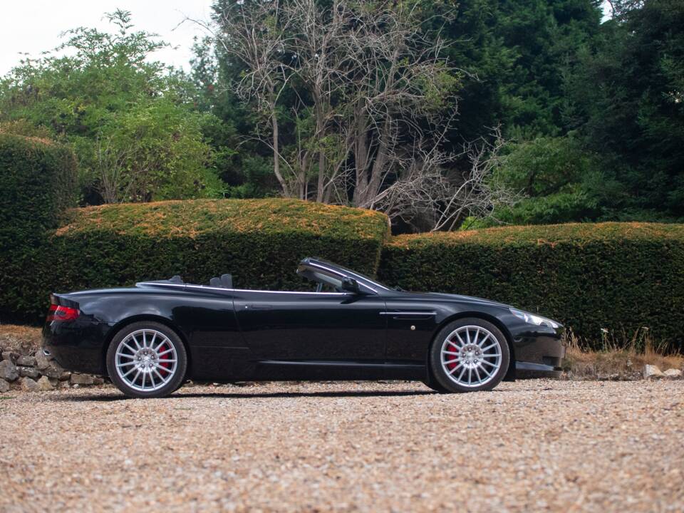 Bild 44/50 von Aston Martin DB 9 Volante (2006)