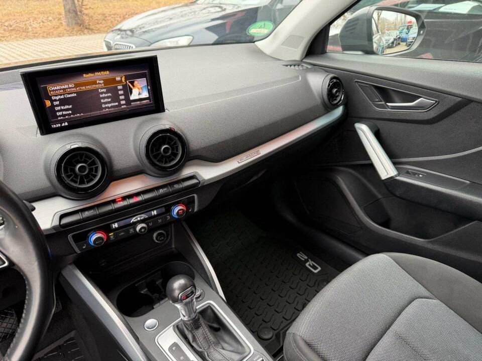 Image 8/18 de Audi Q2 2.0 TDI (2018)