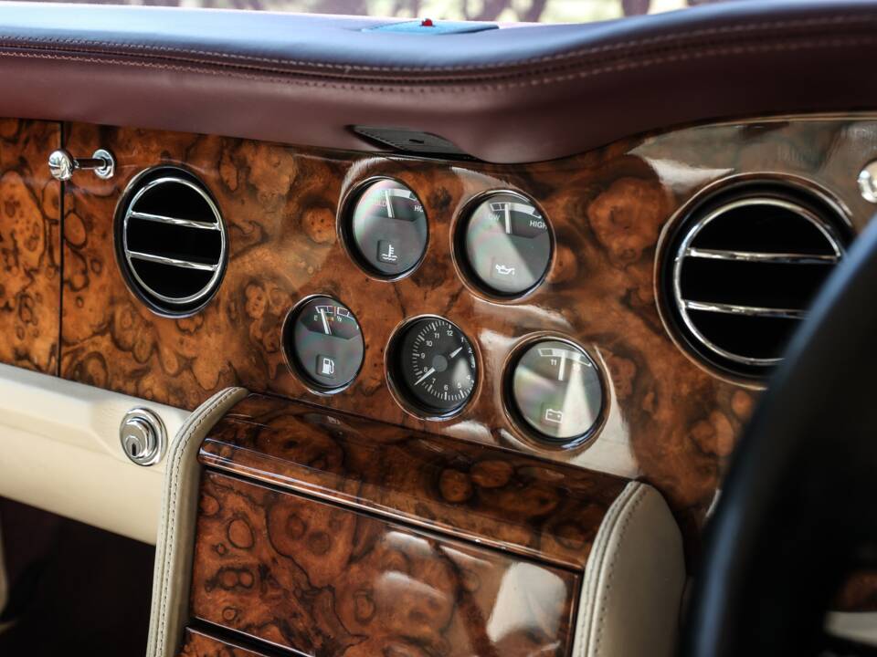Imagen 25/35 de Bentley Turbo RT lang (1997)