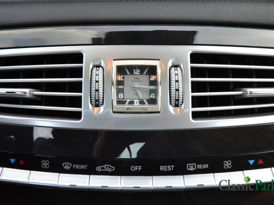 Immagine 45/50 di Mercedes-Benz CL 63 AMG (2007)