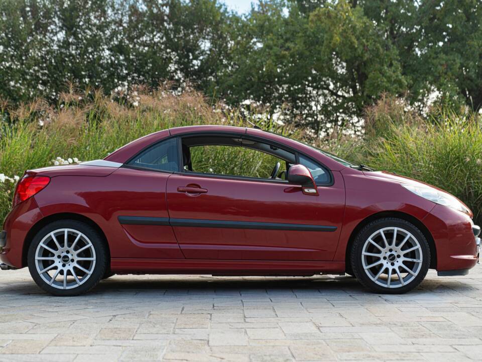 Image 5/50 of Peugeot 207 CC 1.6 VTi (2008)