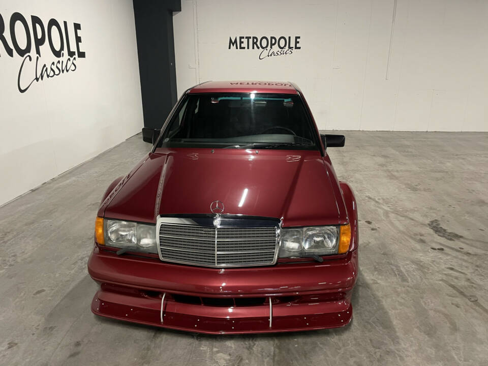 Image 2/23 de Mercedes-Benz 190 E 2.6 (1990)