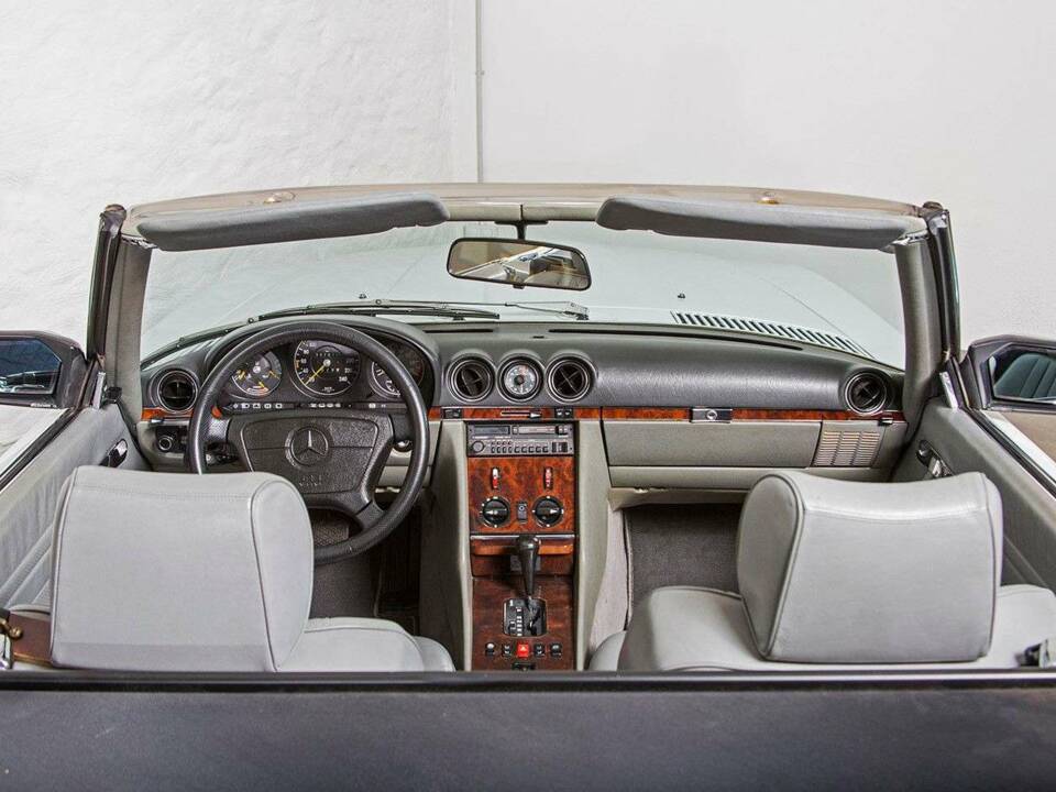 Image 23/27 de Mercedes-Benz 300 SL (1986)