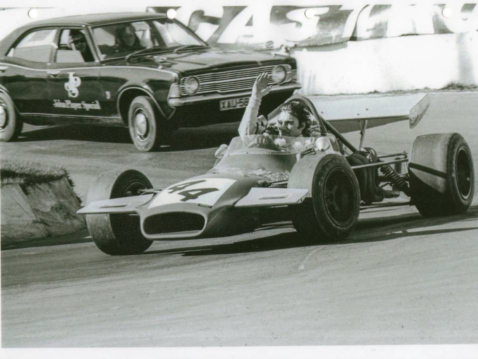 Image 15/16 de Brabham BT30 (1971)