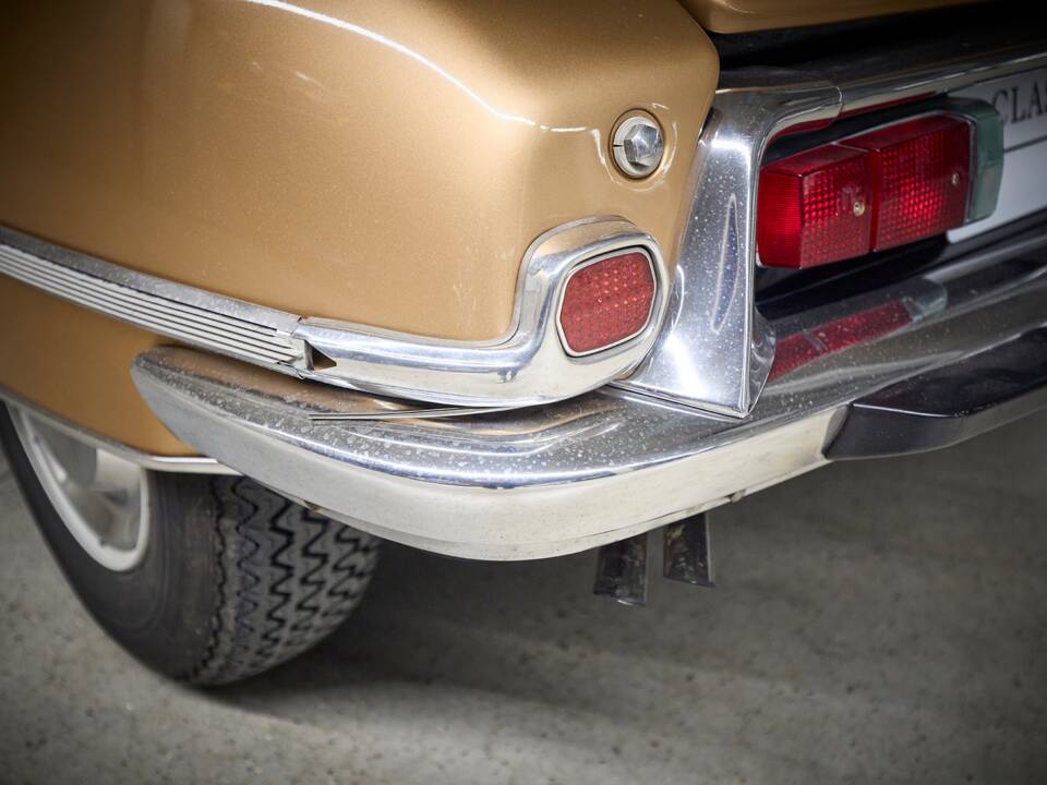 Image 56/99 of Citroën DS 23 Injection (1973)