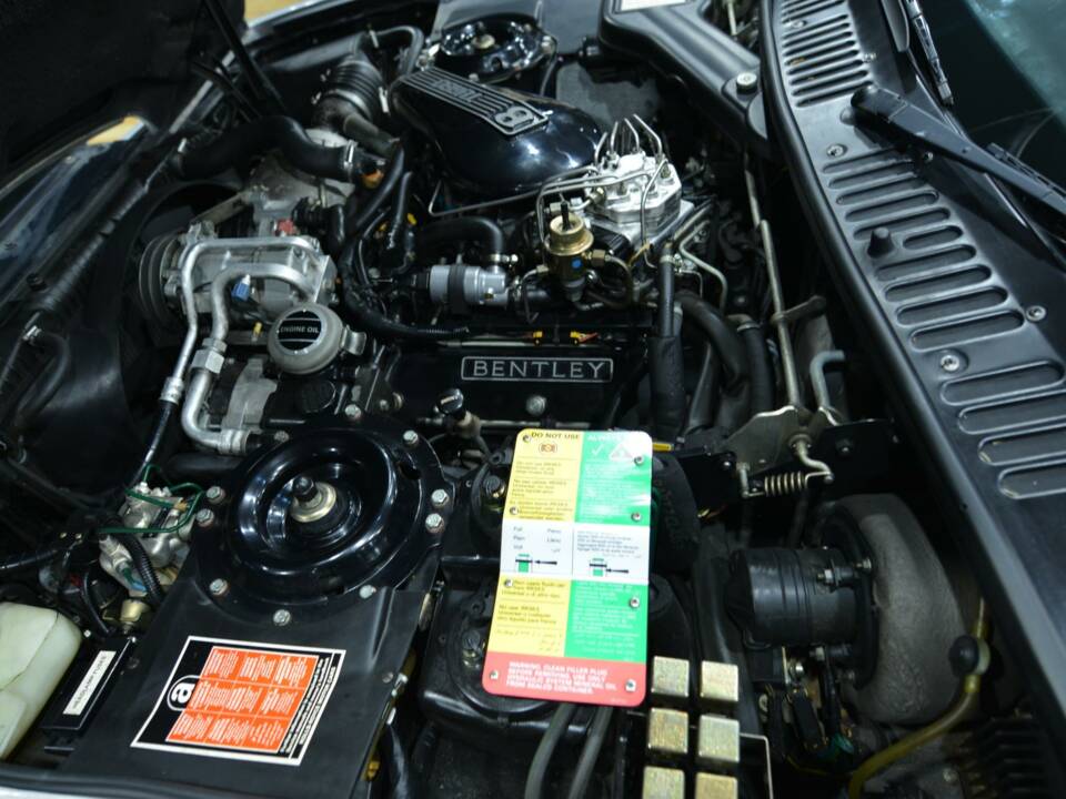 Image 39/50 of Bentley Continental R (1992)
