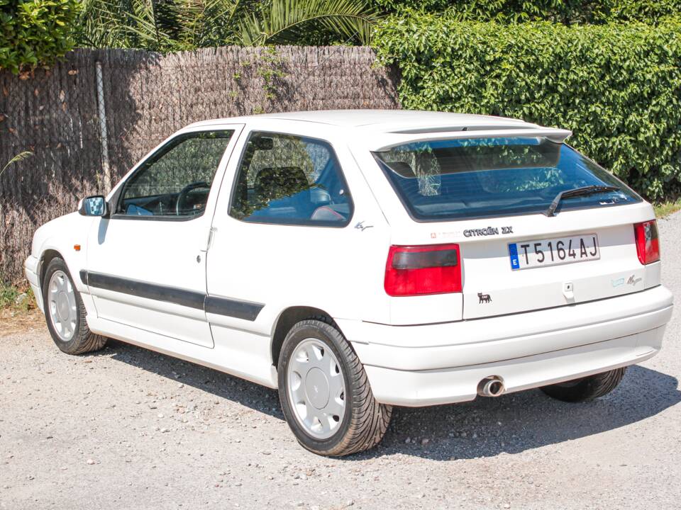 Bild 51/52 von Citroën ZX 2.0i 16v (1993)