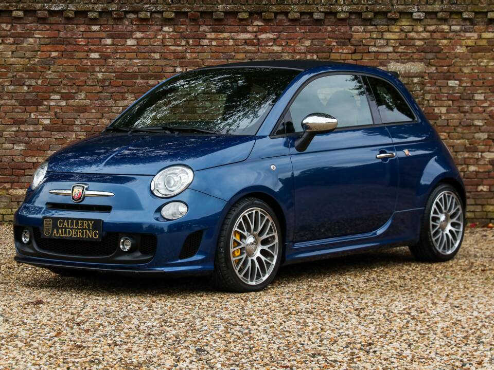 Image 12/50 of Abarth 595 Cabrio Italia (2011)