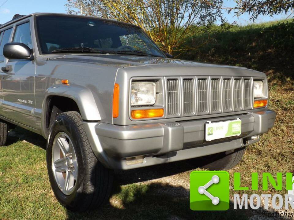Afbeelding 10/10 van Jeep Cherokee 2.5 TD (2000)
