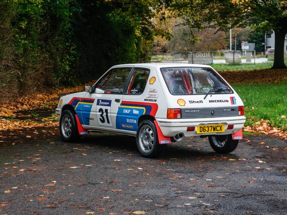 Imagen 33/44 de Peugeot 205 GTi 1.9 (1987)