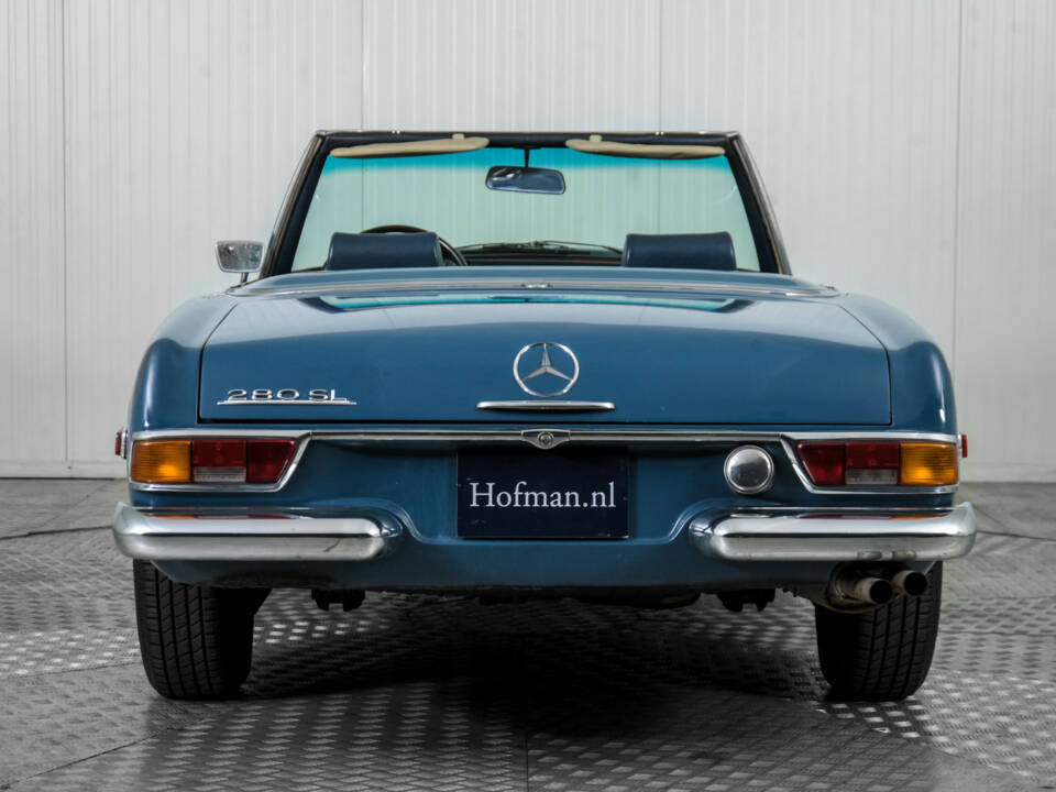 Image 13/50 of Mercedes-Benz 280 SL (1969)