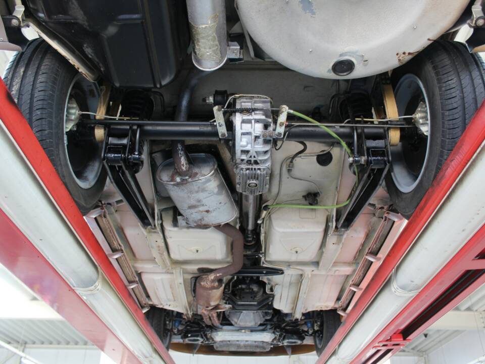 Afbeelding 13/50 van Alfa Romeo 2.0 Spider QV (1987)