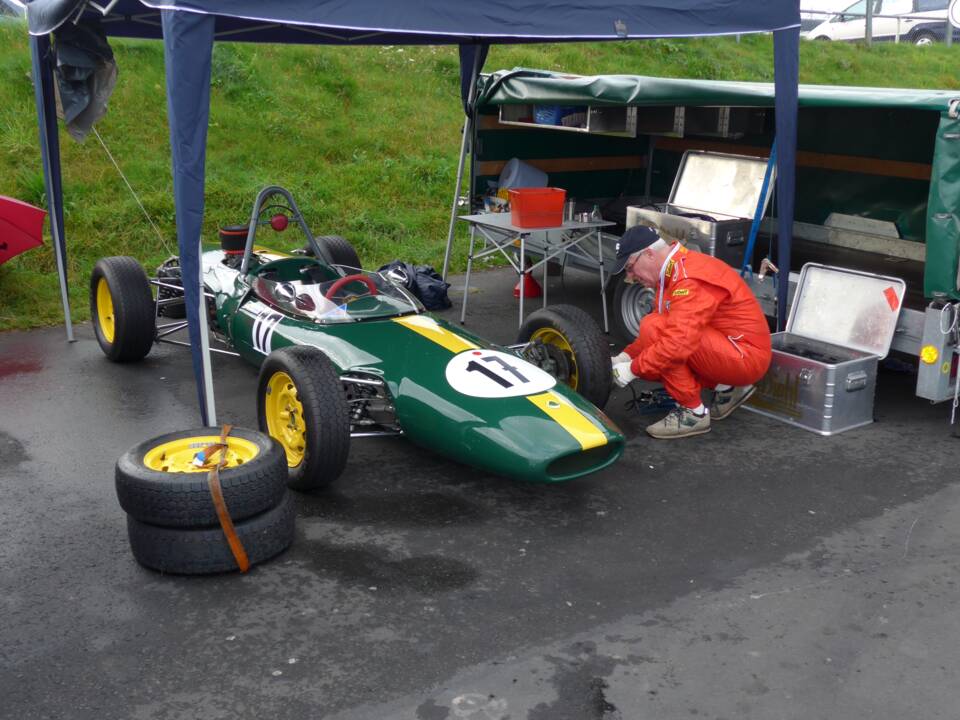 Immagine 7/16 di Lotus 51A (1968)