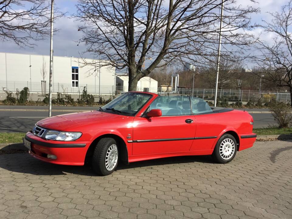 Bild 9/10 von Saab 9-3 1.8t (2002)