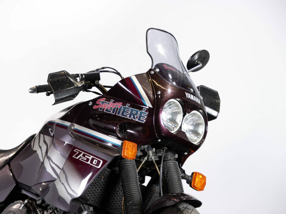 Image 30/50 of Yamaha XTZ 750 SuperTéneré (1990)