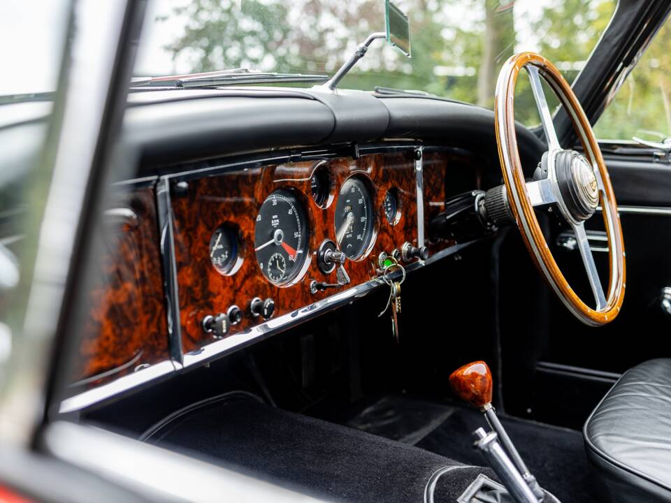 Afbeelding 50/50 van Jaguar XK 150 DHC (1959)