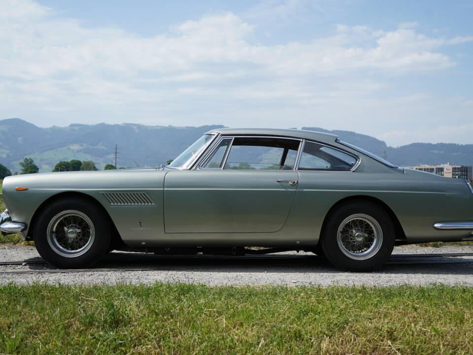 Afbeelding 48/72 van Ferrari 250 GTE (1962)