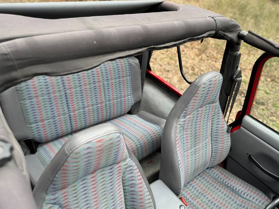 Image 14/31 of Jeep Wrangler Sport 2.5 (1996)