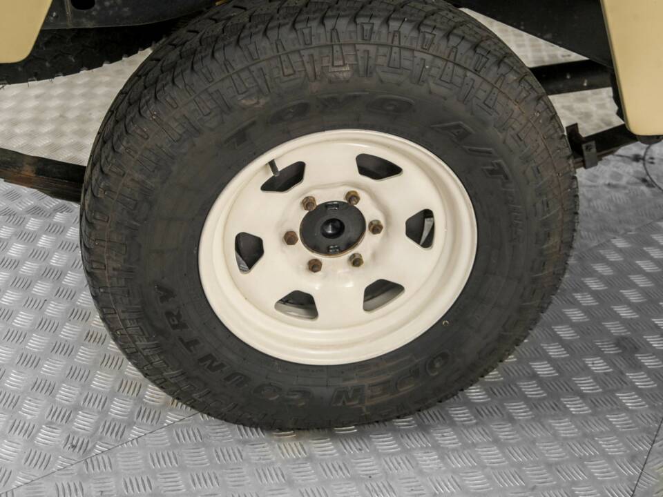 Bild 38/50 von Toyota Landcruiser BJ 45 (1982)