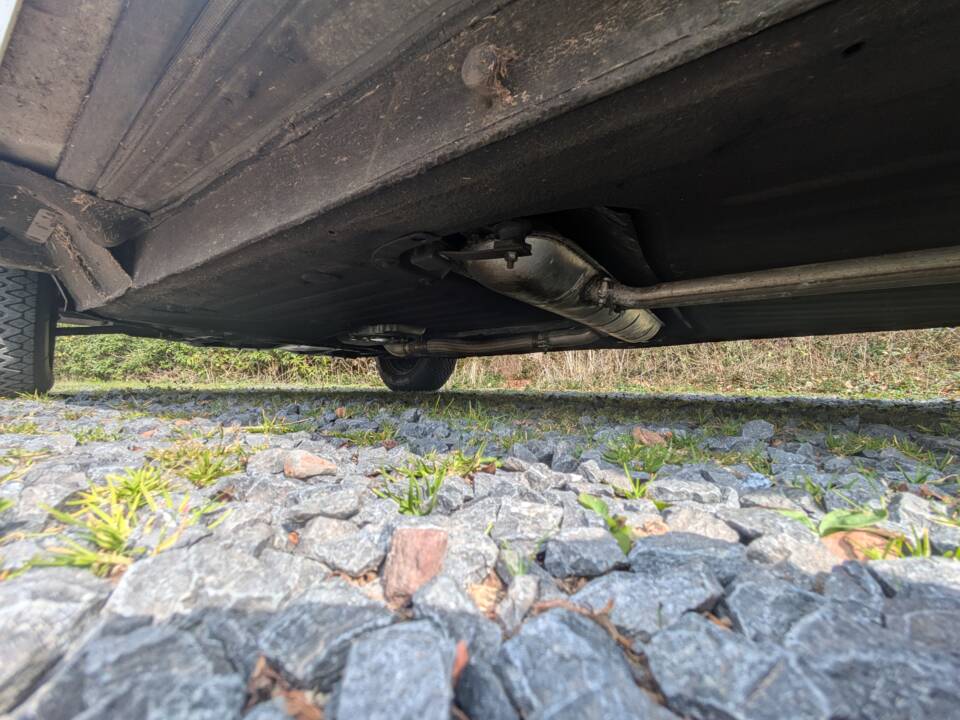 Image 28/31 of Citroën D Spécial (1974)