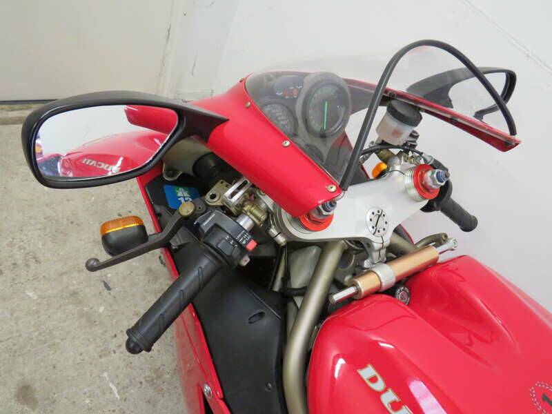 Bild 10/47 von Ducati 916 Strada (1994)