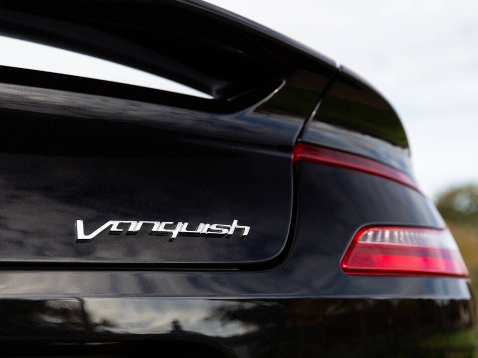 Immagine 34/72 di Aston Martin Vanquish Volante (2016)