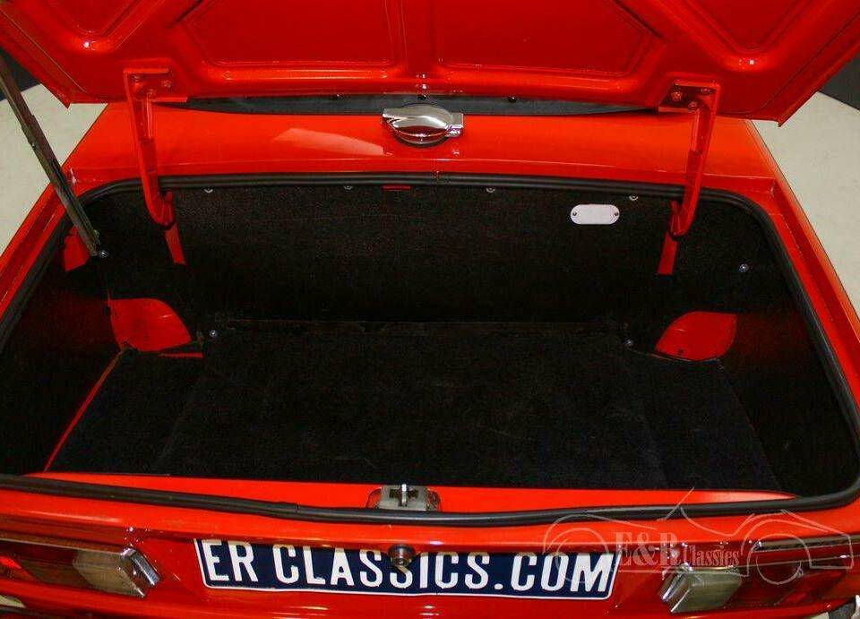 Bild 17/19 von Triumph TR 6 (1972)