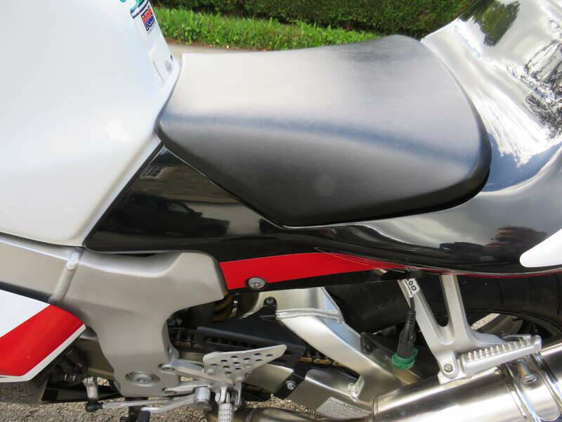 Bild 18/42 von Honda VTR 1000 SP2 (2002)