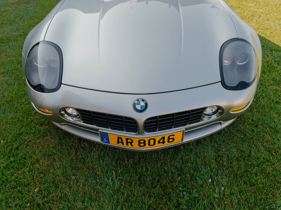 Image 49/185 of BMW Z8 (2001)