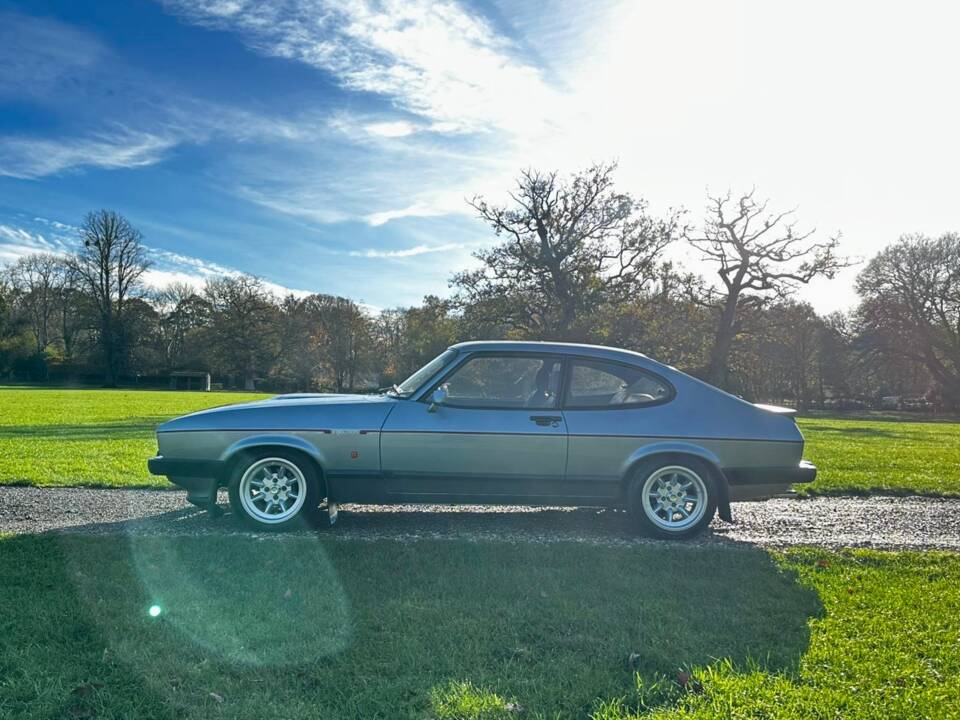 Bild 21/70 von Ford Capri 2,8i (1986)