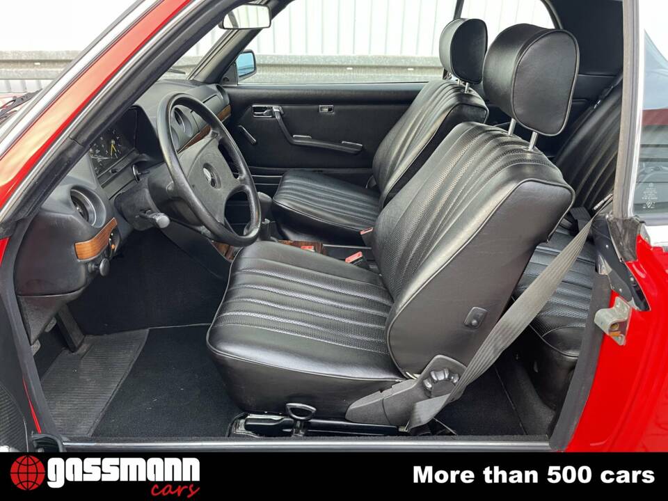 Image 8/15 of Mercedes-Benz 280 CE (1980)