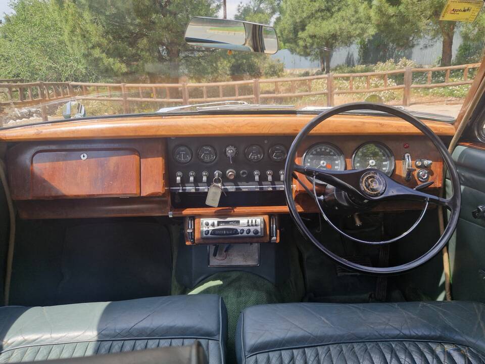 Afbeelding 2/8 van Daimler V8-250 (1968)