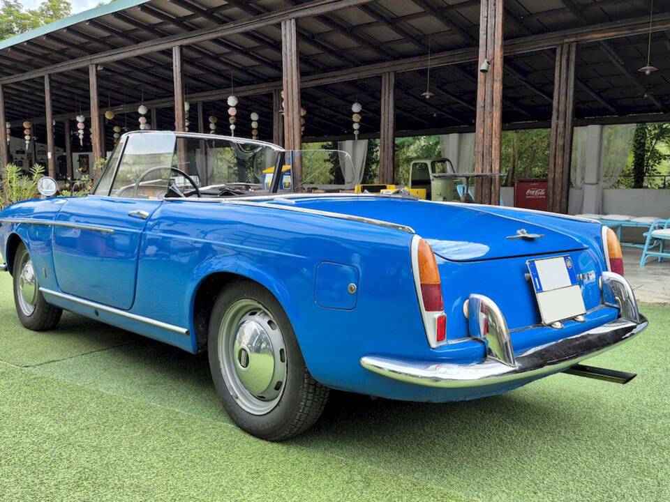 Image 14/74 of FIAT 1500 S (1960)