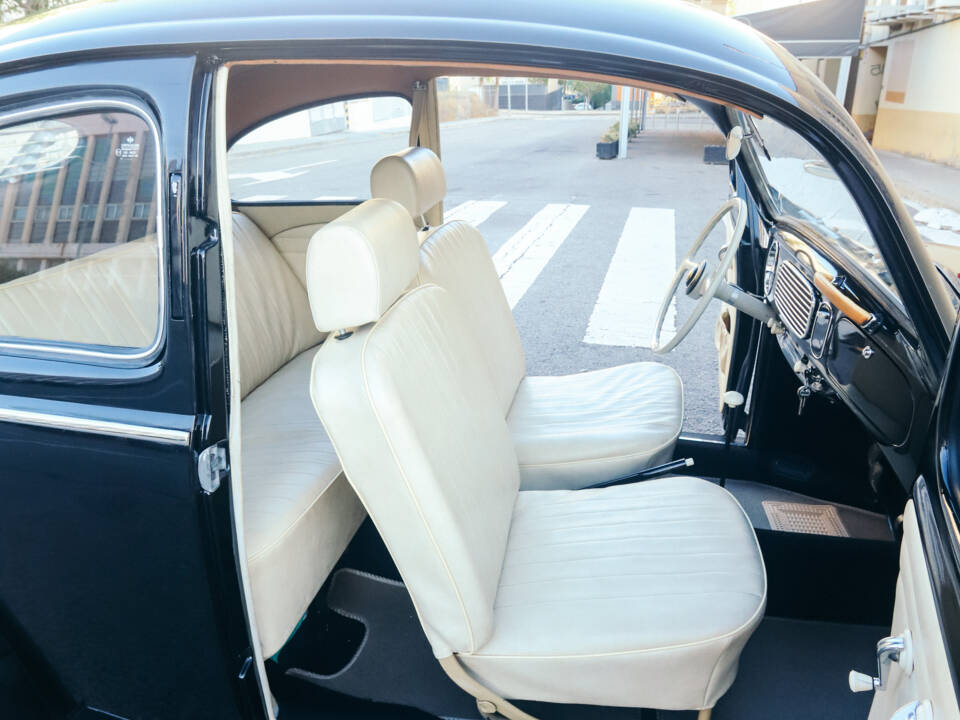 Image 13/130 of Volkswagen Beetle 1200 Export &quot;Oval&quot; (1954)
