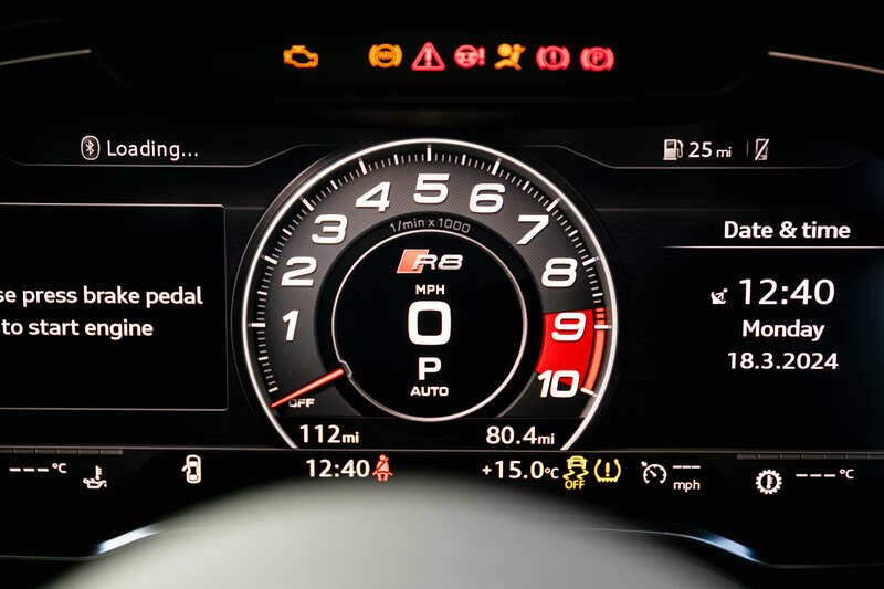 Image 8/50 of Audi R8 V10 GT RWD (2023)
