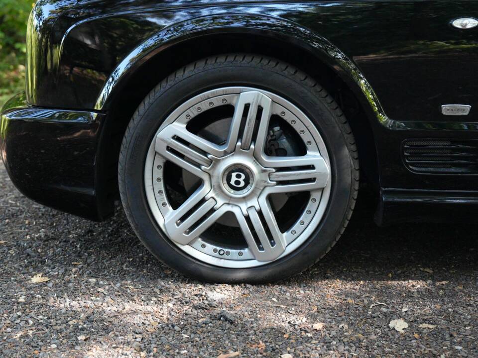 Image 35/50 of Bentley Arnage T (2004)