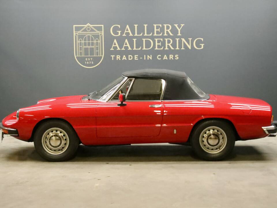 Afbeelding 12/50 van Alfa Romeo Spider Veloce 2000 (1982)