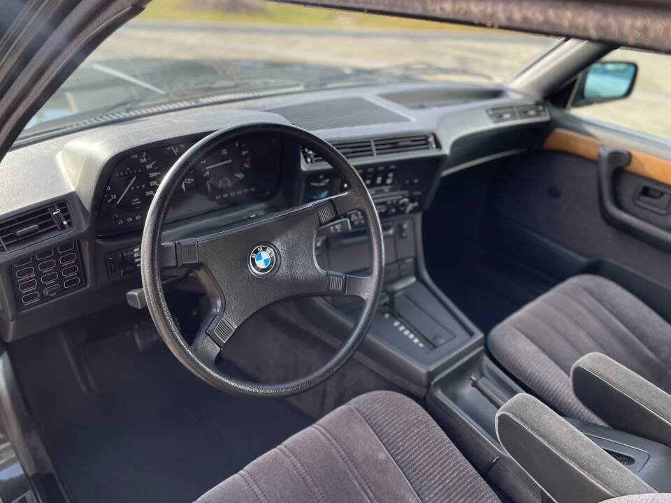 Afbeelding 8/26 van BMW 732i (1986)