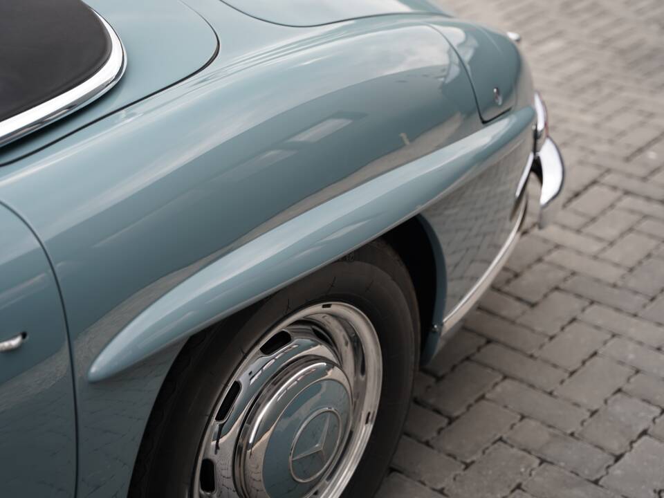 Image 43/43 of Mercedes-Benz 300 SL Roadster (1960)