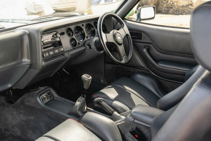 Image 42/46 de Ford Capri III 280 Brooklands (1987)