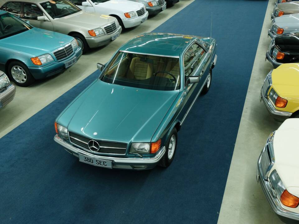 Bild 3/50 von Mercedes-Benz 380 SEC (1983)
