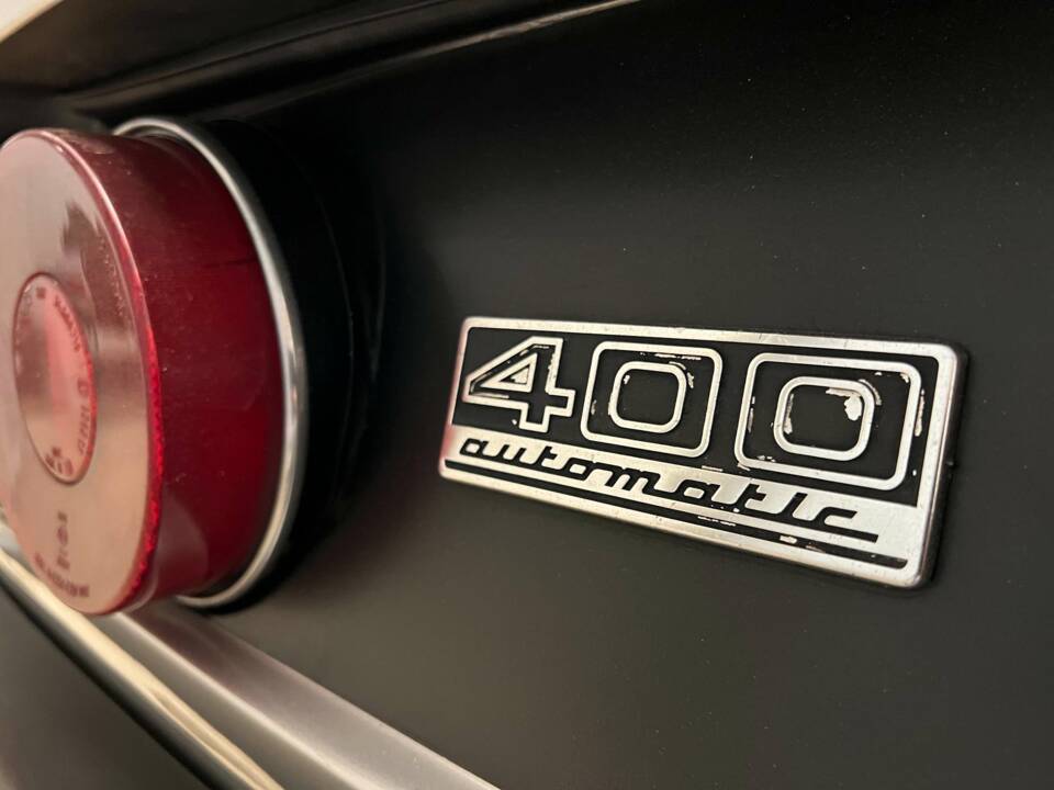 Image 18/19 of Ferrari 400 GT (1978)