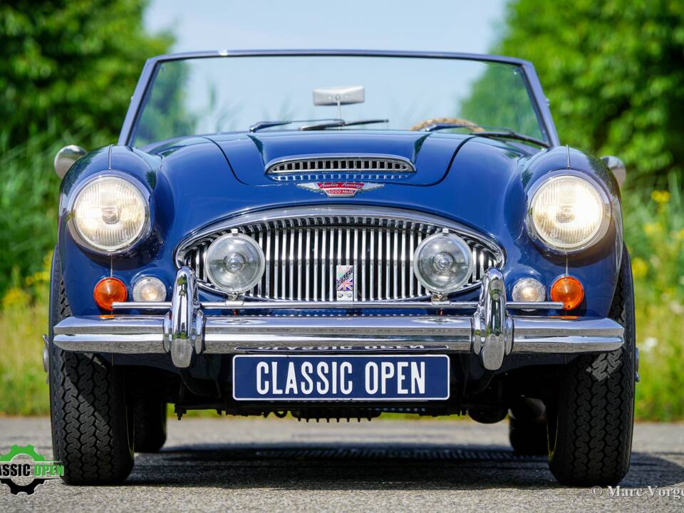 Image 2/47 de Austin-Healey 3000 Mk III (BJ8) (1967)