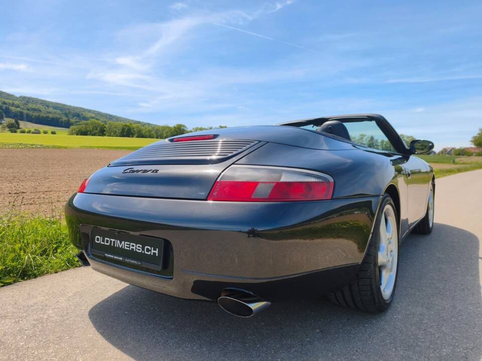 Bild 21/26 von Porsche 911 Carrera (2000)