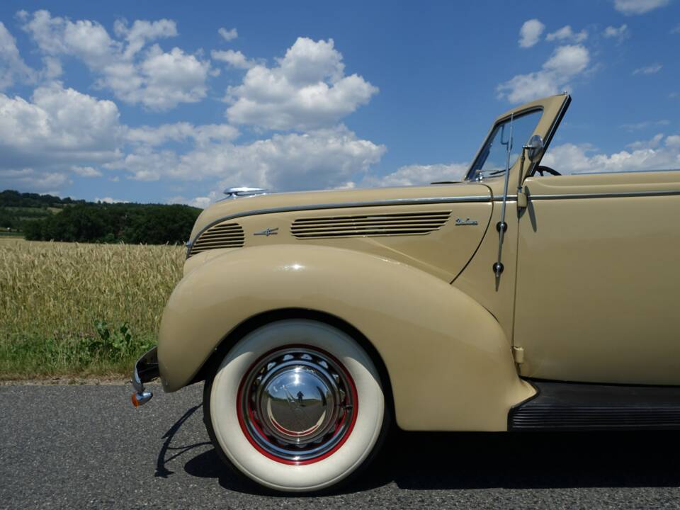 Immagine 22/44 di Ford V8 (1938)