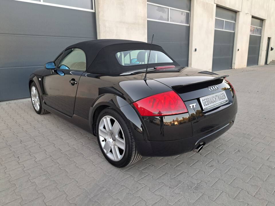 Bild 14/41 von Audi TT 1.8 T (2002)