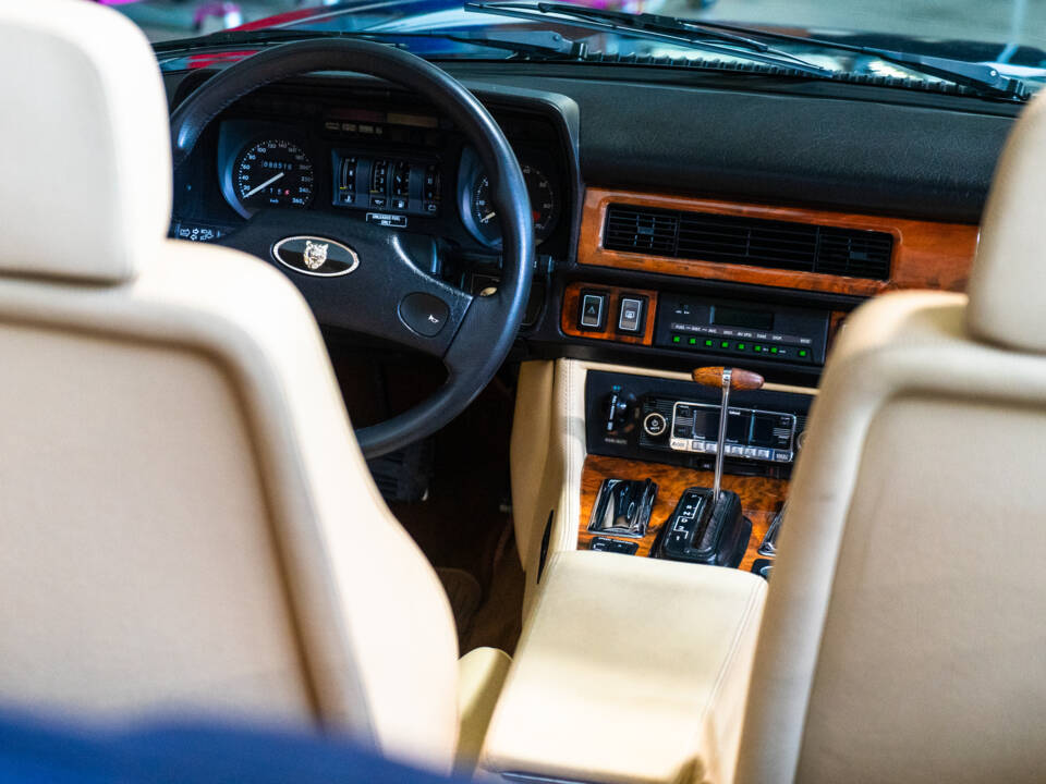 Bild 23/47 von Jaguar XJS 5.3 V12 (1988)